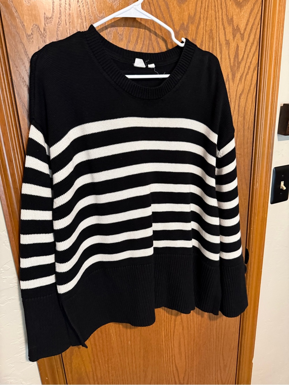 GAP Black and White Striped Crewneck Sweater